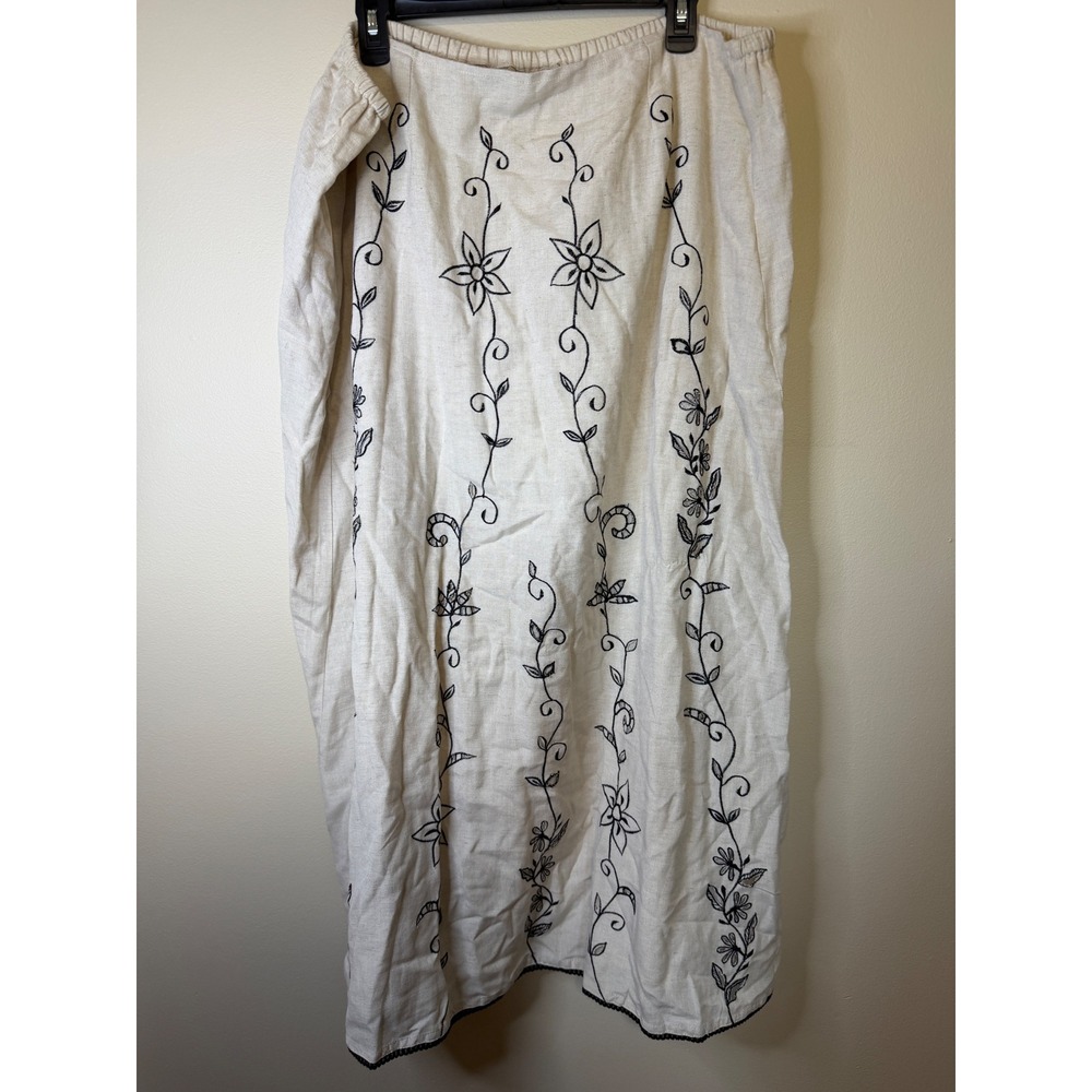New Direction Linen Blend Vintage Embroidered Maxi Skirt Cream Black Floral 1X